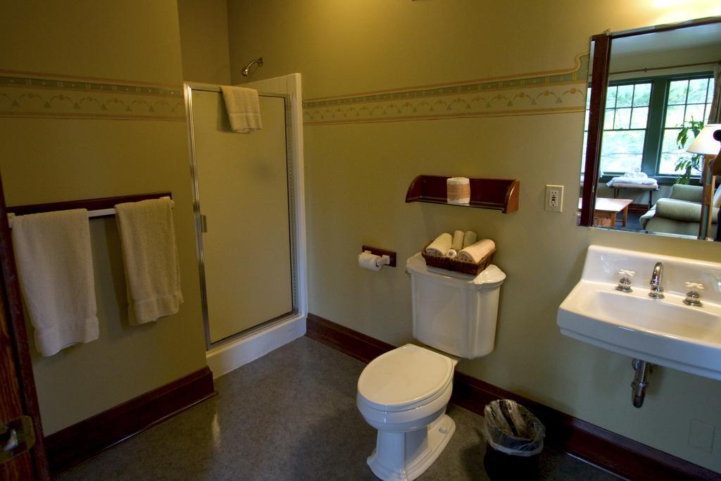 Mcmenamins Edgefield Hotel Troutdale Værelse billede