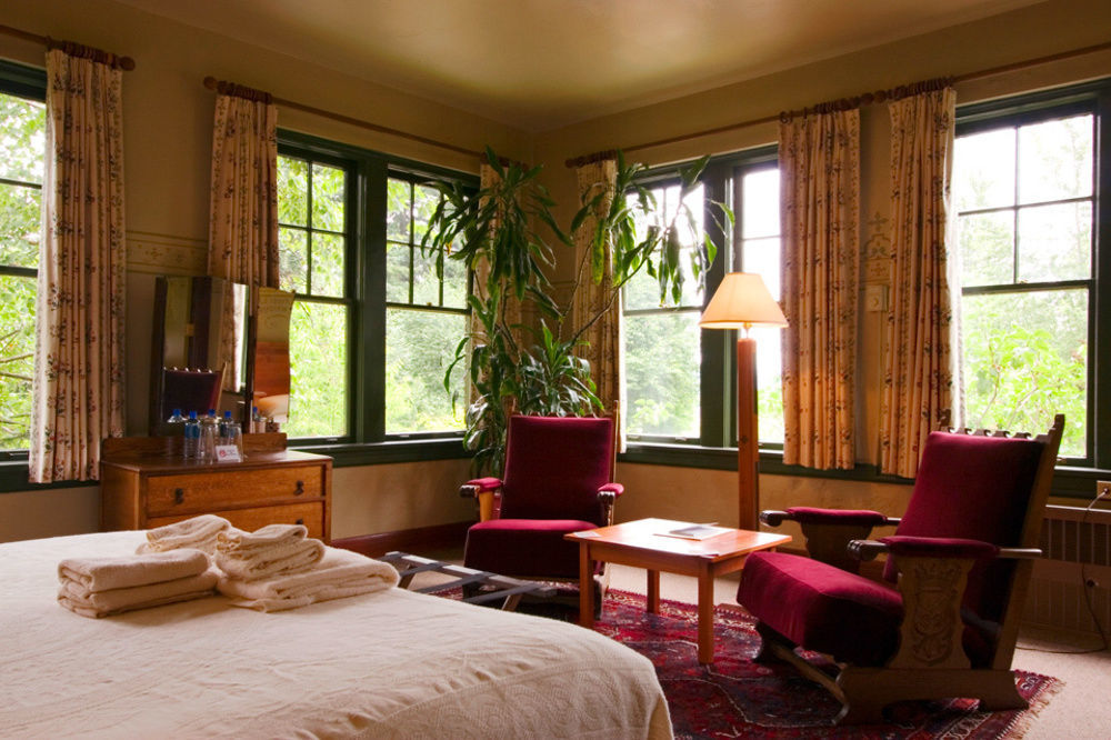 Mcmenamins Edgefield Hotel Troutdale Eksteriør billede